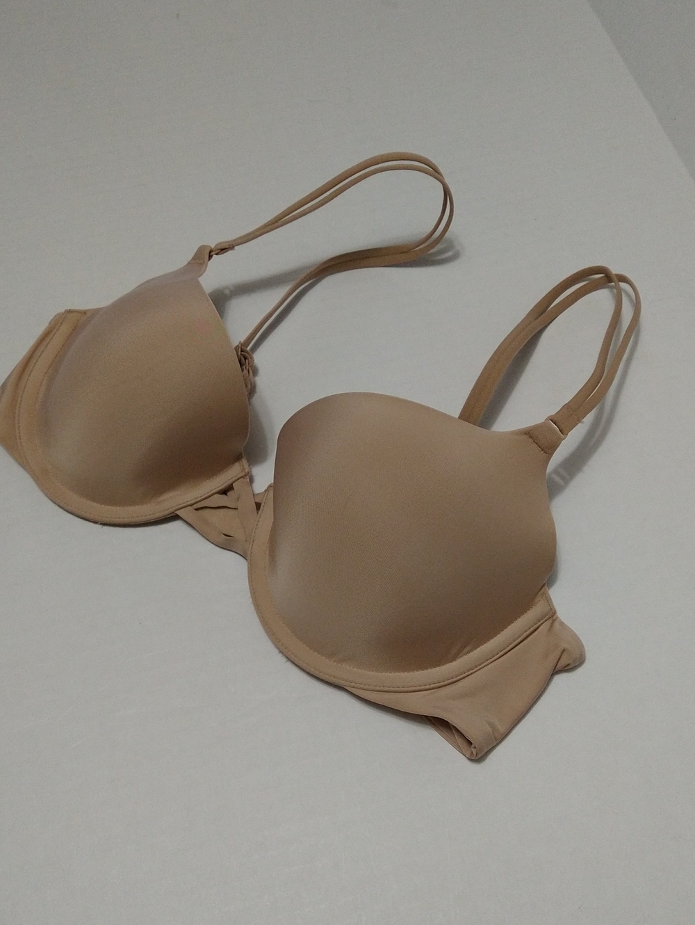 Victoria's Secret Smooth Nude T-Shirt Underwire Bra - Beige Size 34C